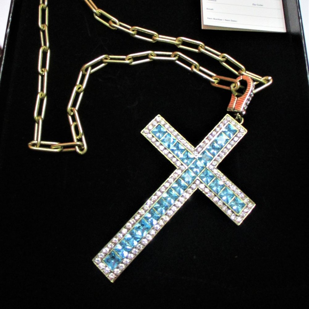 HEIDI DAUS AQUA CROSS NECKLACE  NEW